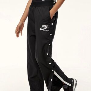 Nike sweatpants size M